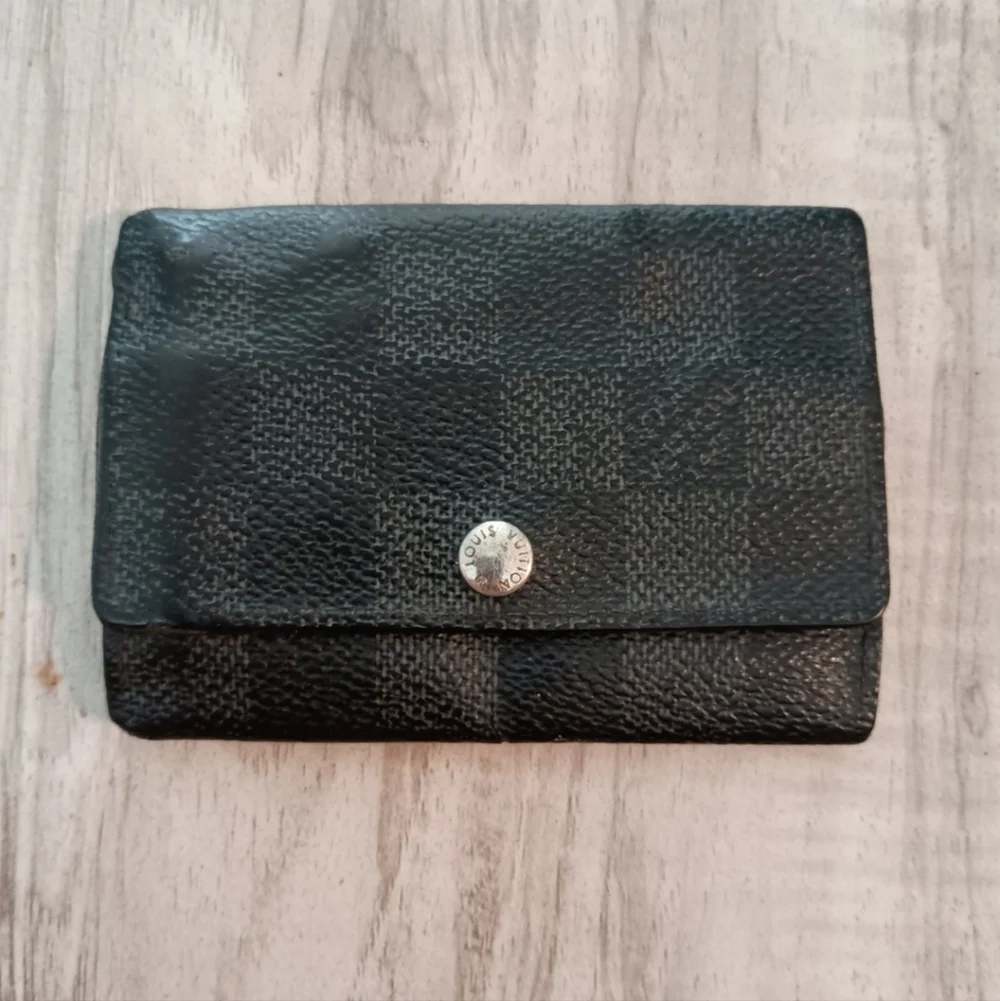 Louis Vuitton Damier Black Multicles 6 Key Case Holder